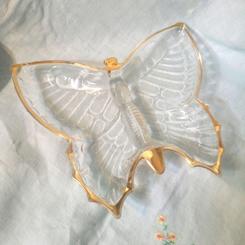 2/$26 Butterfly Trinket Dish